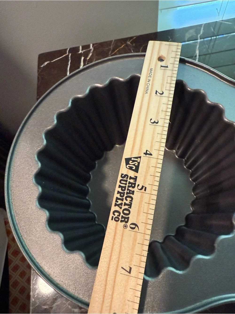 Wilton Giant Cupcake Cake Pan